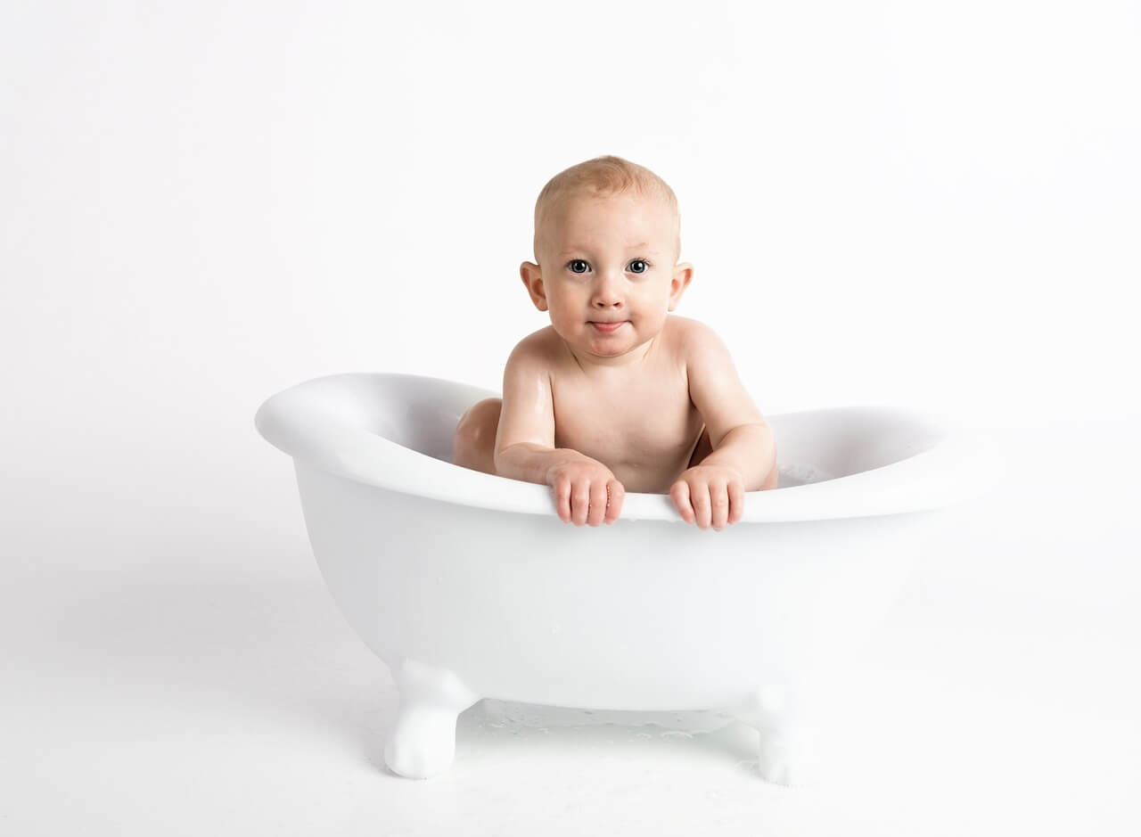 Child in bath tub